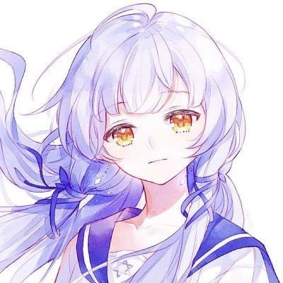 三亚一海滩露出尖锐钢筋